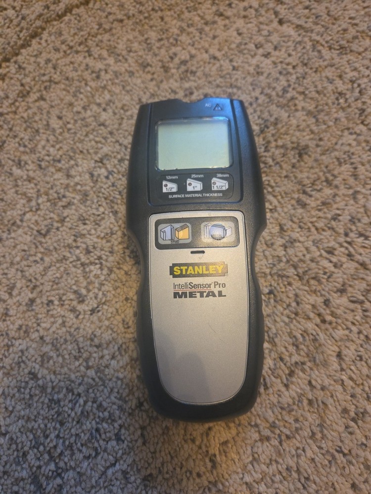 Stanley IntelliSensor Pro Metal Stud Finder #77-355