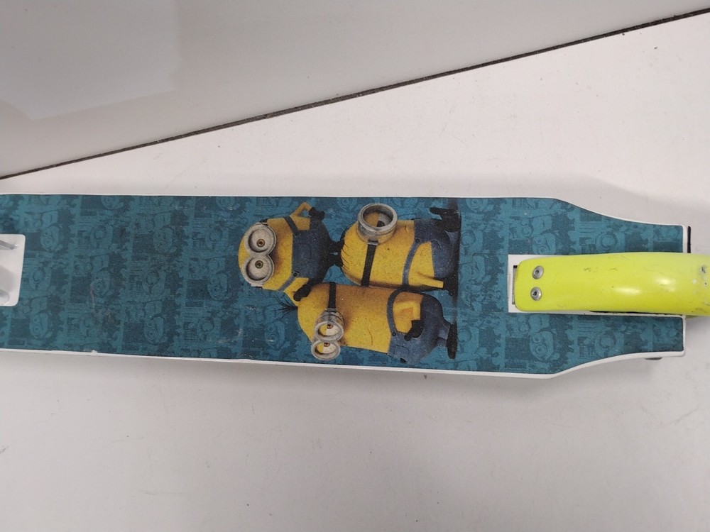MINIONS KIDS FOLDING SCOOTER