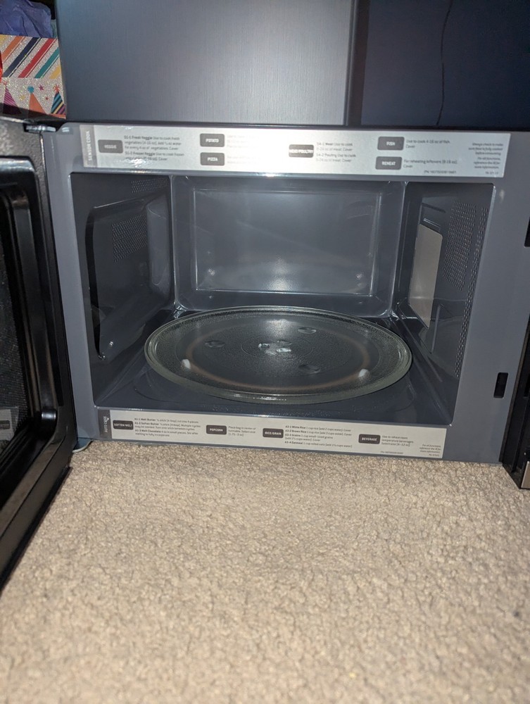 Cuisinart Microwave Oven - Model CMW110-FR