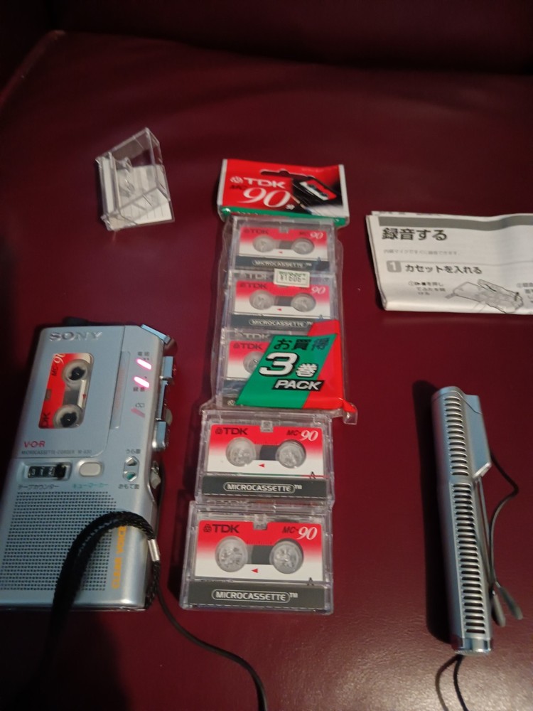 Sony VOR M-830 Microcassette Recorder w Tapes