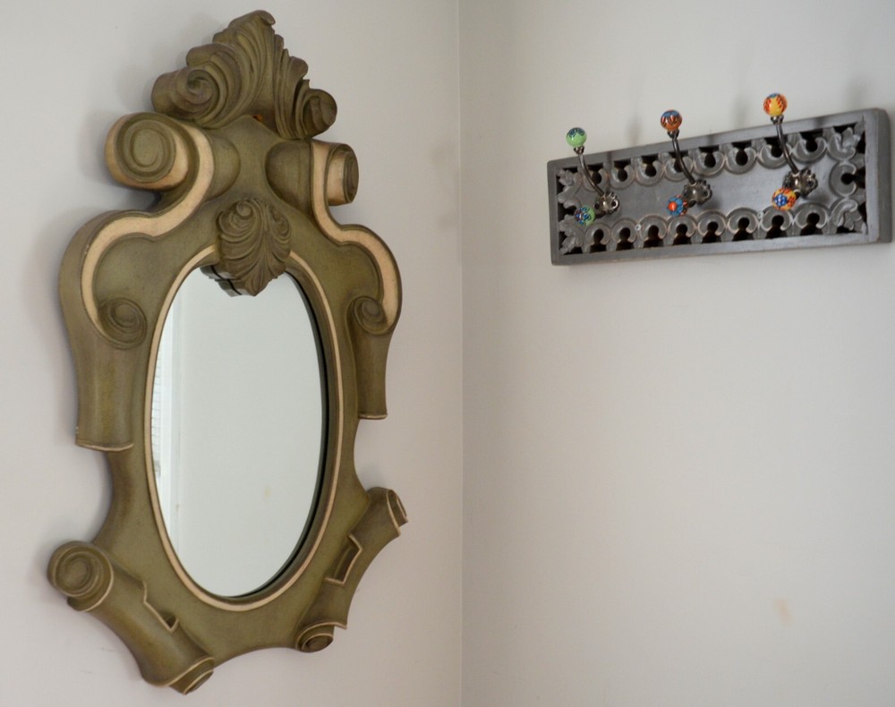 Vintage Ornate Oval Frame Chalk Ware Wall Mirror - Large