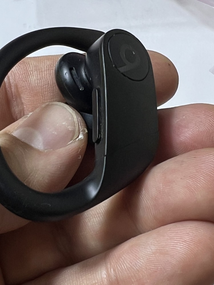 OEM Beats by Dr. Dre A2047 Powerbeats Pro - EarHook Replacement LEFT SIDE BLACK