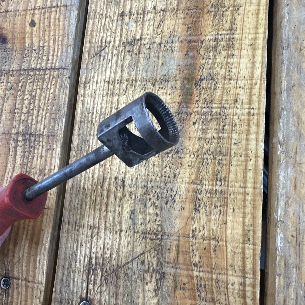 MAC TOOLS BRAKE SPRING RETAINER TOOL RED HARD HANDLE S14A