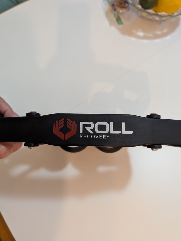 ROLL Recovery R8 in Carbon Black - Deep Tissue Massage Roller, Preowned