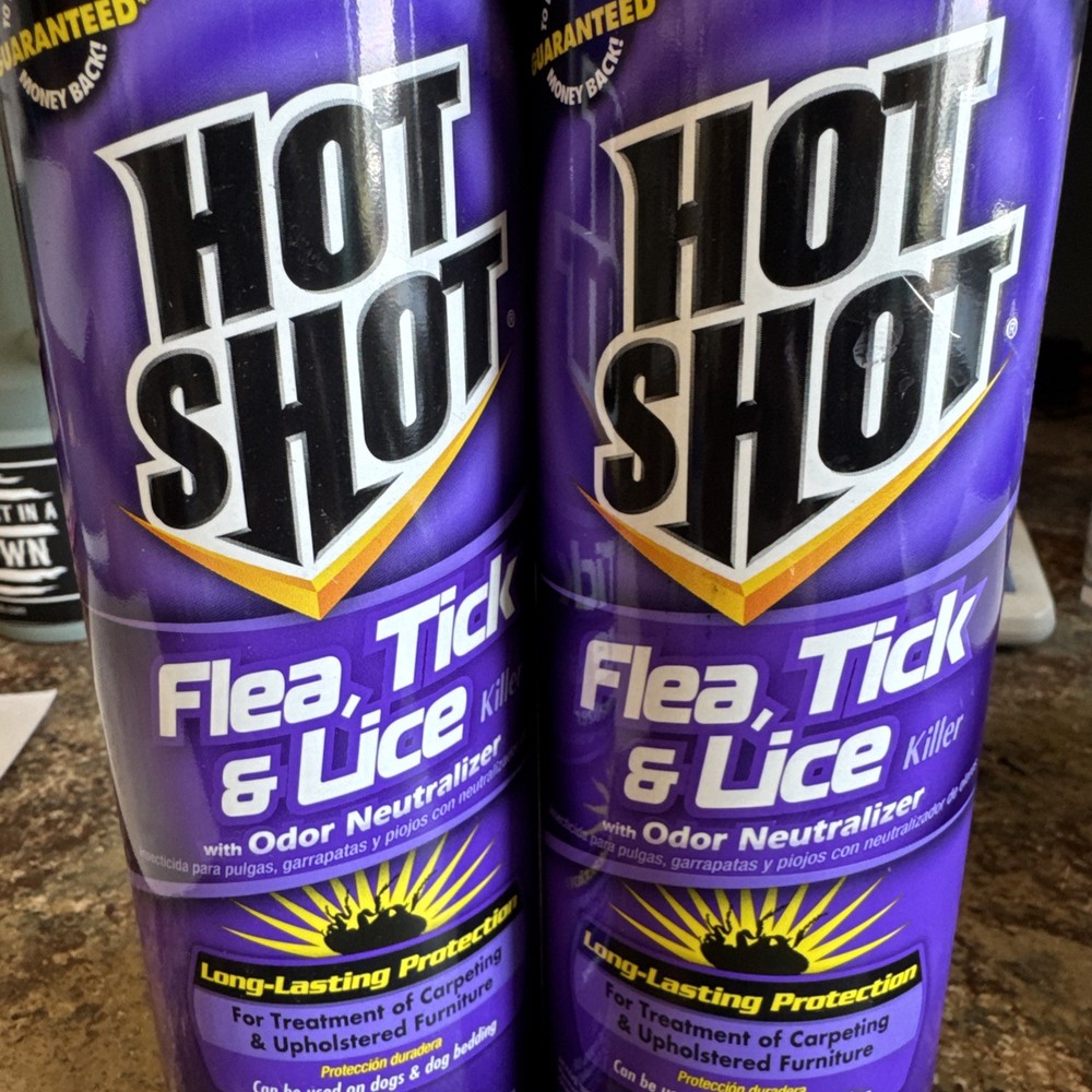 2 HOT SHOT FLEA,TICK,LICE KILLER SPRAY, 14OZ EA
