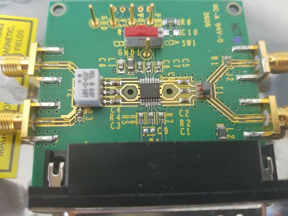 AD8370 EVALZ - Single Channel per IC Variable Gain Amplifier Evaluation Board
