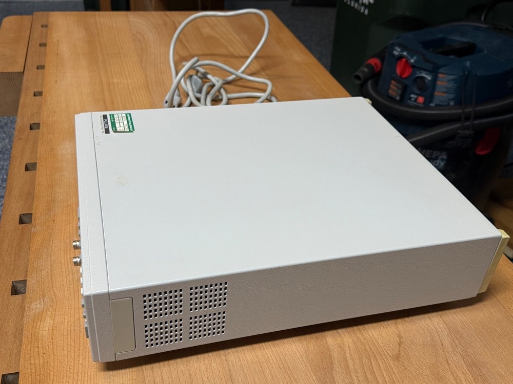 Fluke PM6681 High Resolution Programmable Timer / Counter / Analyzer PM 6681