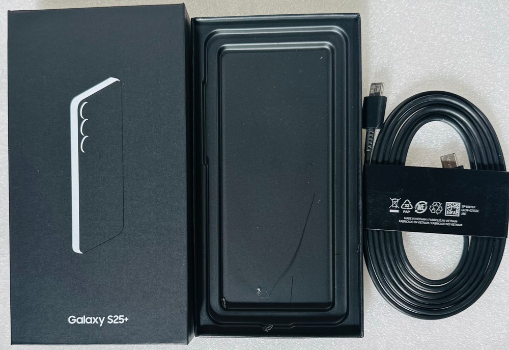 Samsung Galaxy S25+ Plus Empty Retail Box – Original Genuine Packaging + Cable