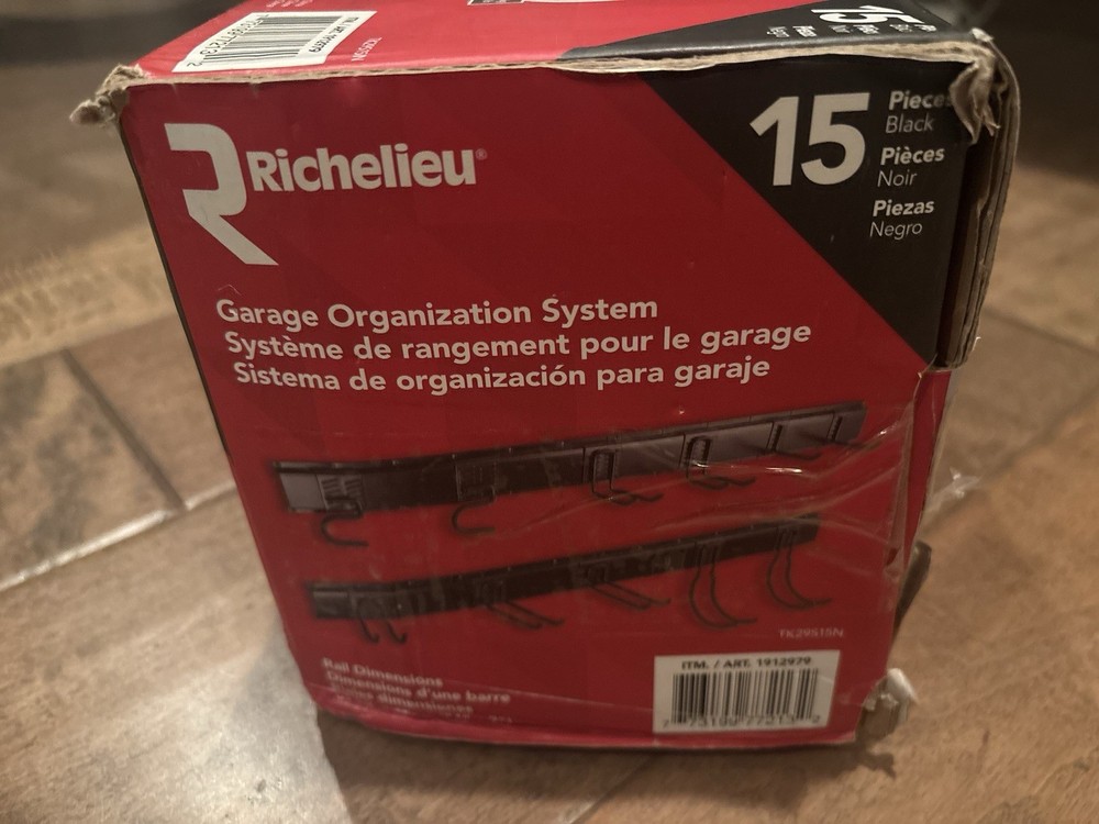 Richelieu 15 Piece Garage Organization System 4 Rails 11 Hooks