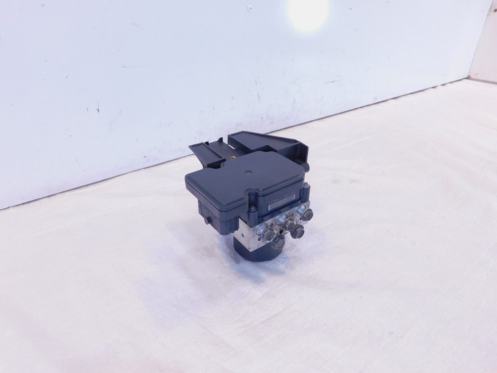2014 2015 2016 Harley Davidson Road King Street & Electra Glide ABS Pump Module