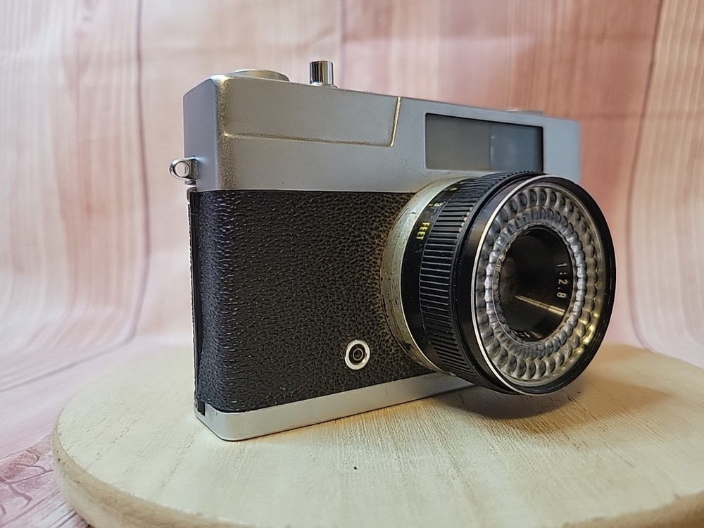 Vintage Wards XP500 35mm Camera