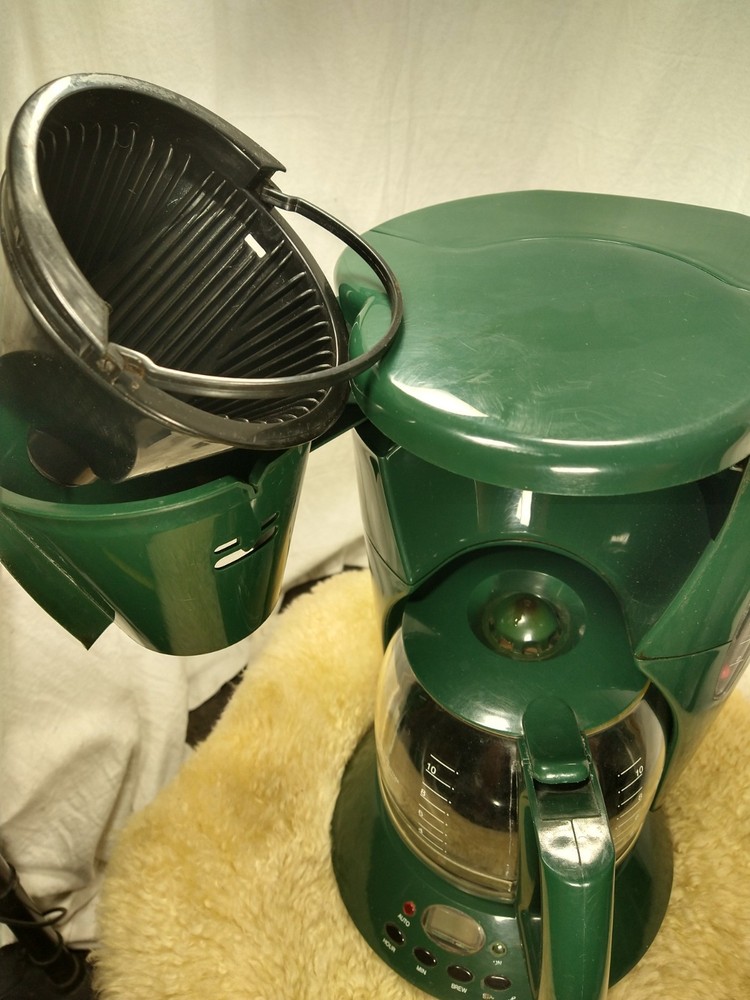 GEVALIA 12 CUP PROGRAMMABLE COFFEEMAKER COFFEE BREWER GREEN - GOOD CONDITION