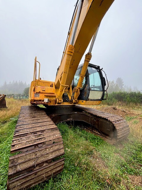2003 John Deere 330C LC Excavator