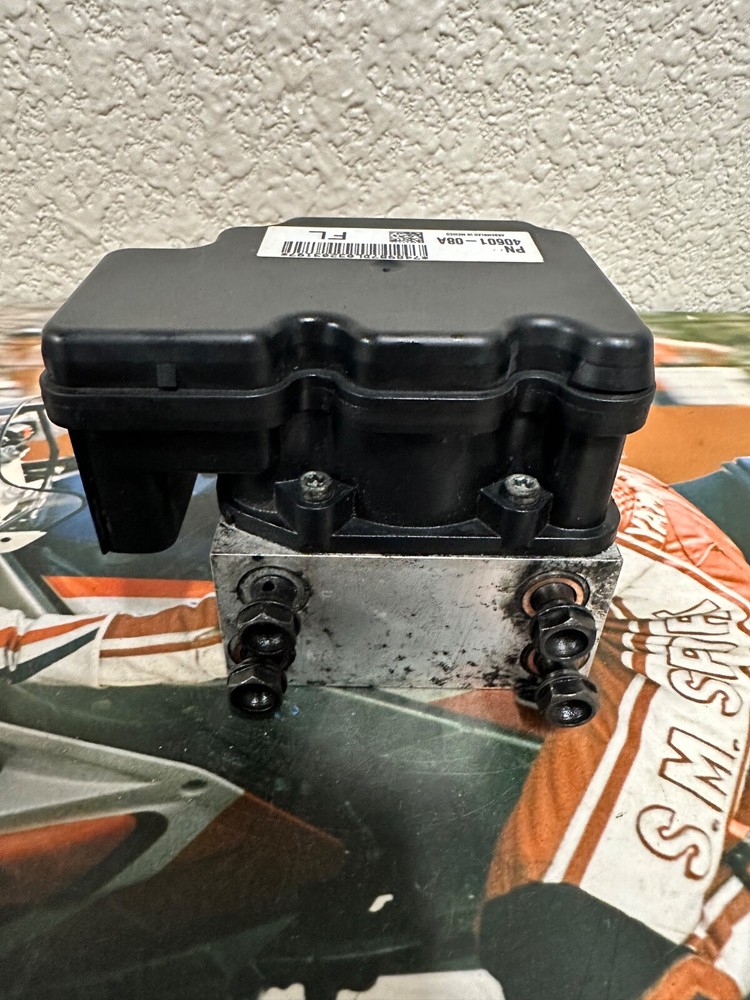 2007-2016 Harley Davidson Road Glide Custom FLTRXSE ABS Brake Pump & Module