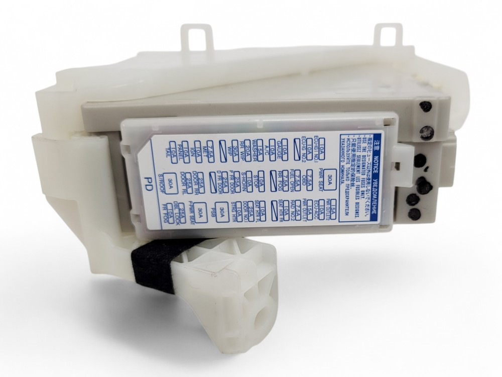 2012-2014 Lexus CT200h Fuse Box Multiplex Module Network Control 89220-76121, E0