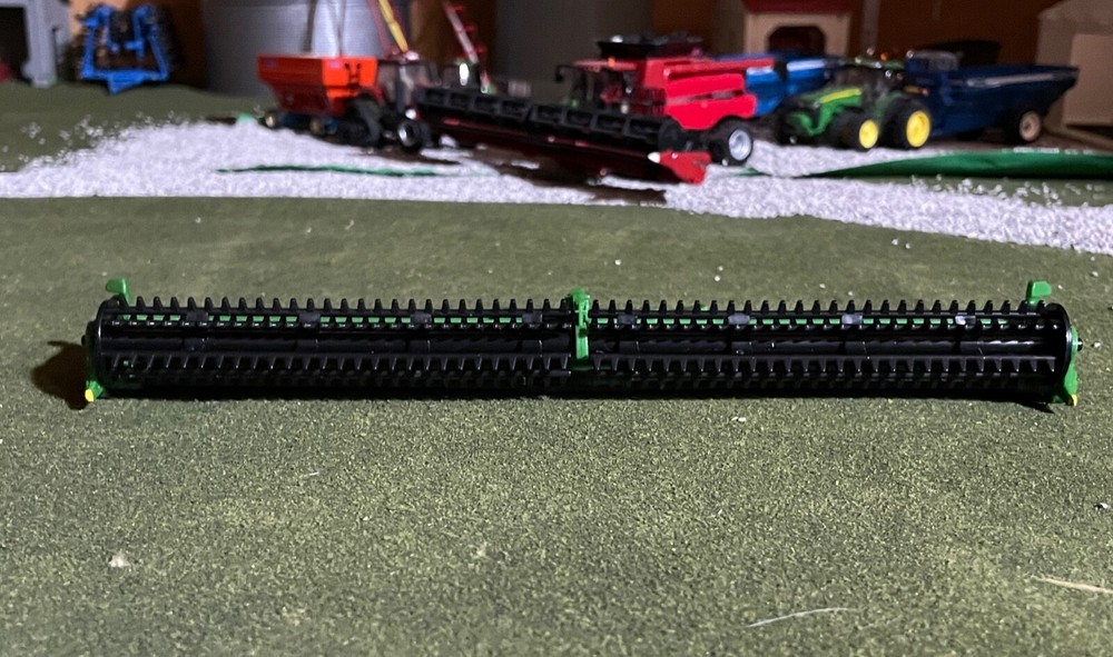 1/64 Ertl John Deere 50" Draper Head - Just Released - Awesome!