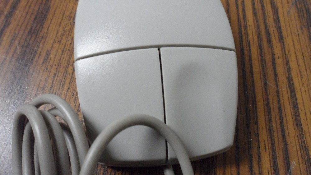 Vintage Generic 2 Button PS/2 Mouse model M-S34