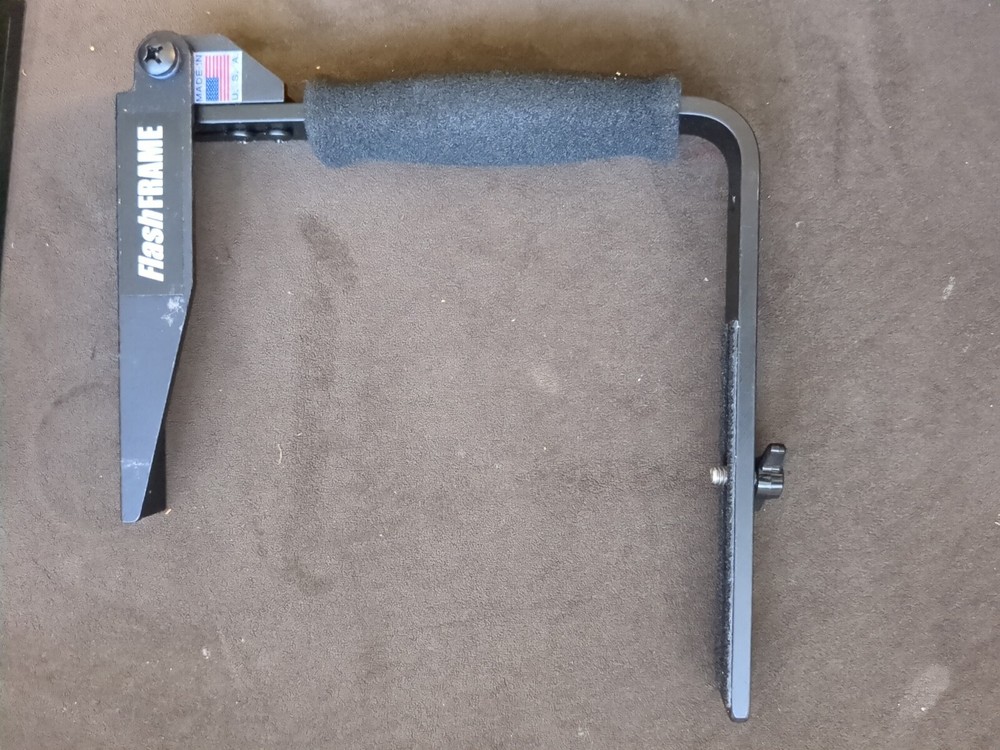 Flash Frame FlashFlip Flash Bracket for 35mm Cameras. M13