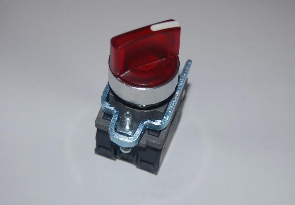 22mm ILlUMINATED Selector switch 3 Position Fits RED XB4BK134B5 24V Maintained