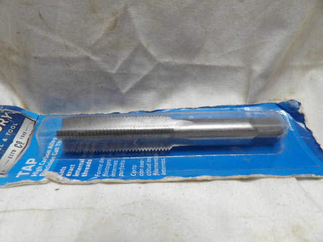 Century 5/8" -18 NF Tap #95116