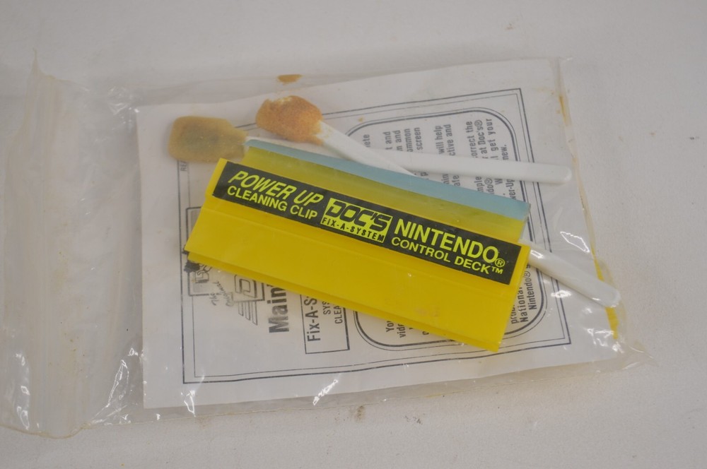 Doc's Fix-A-System Video Game Cleaning Kit for Nintendo Sega Atari Commodore