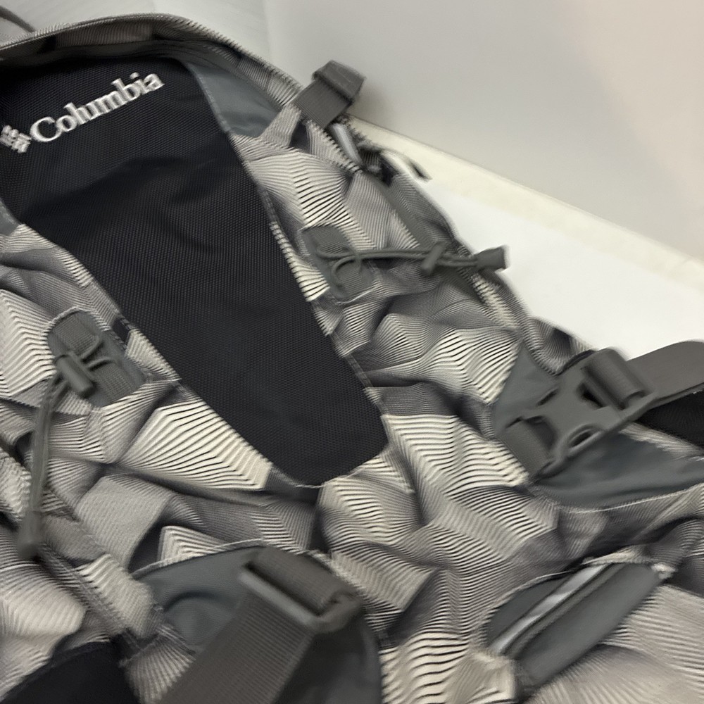 Columbia Bugaboo Stryker Ski Backpack Gray, & Black NWT