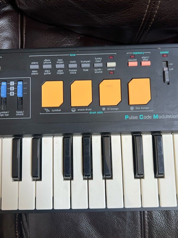 CasioTone MT-220 Vintage 80s Portable Keyboard + Drums - Pulse Code Modulation