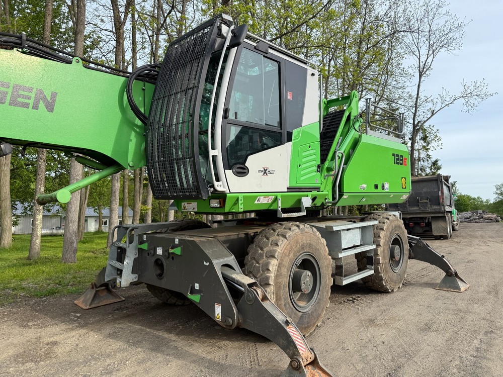 2023 Sennebogen 728e wheeled tree care material handler