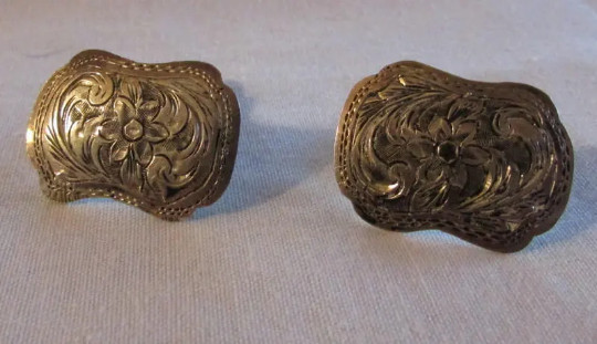 Vintage 800 Silver Engraved Cuff Links +