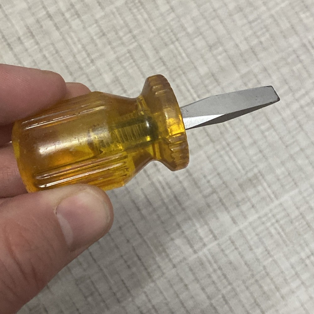 VINTAGE Westcraft Stubby Flathead Screwdriver Tool - Small Yellow Handle Flat 3”