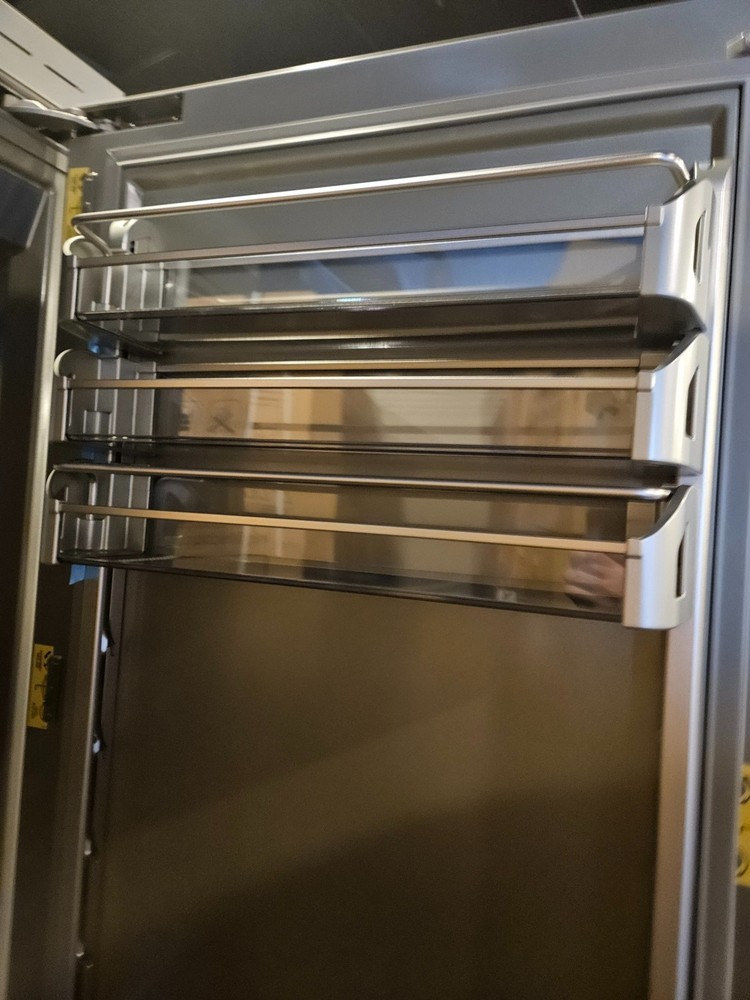 Fhiaba FI30RFCRO1 30" Panel Ready Right Hinge Column Refrigerator NOB #153603