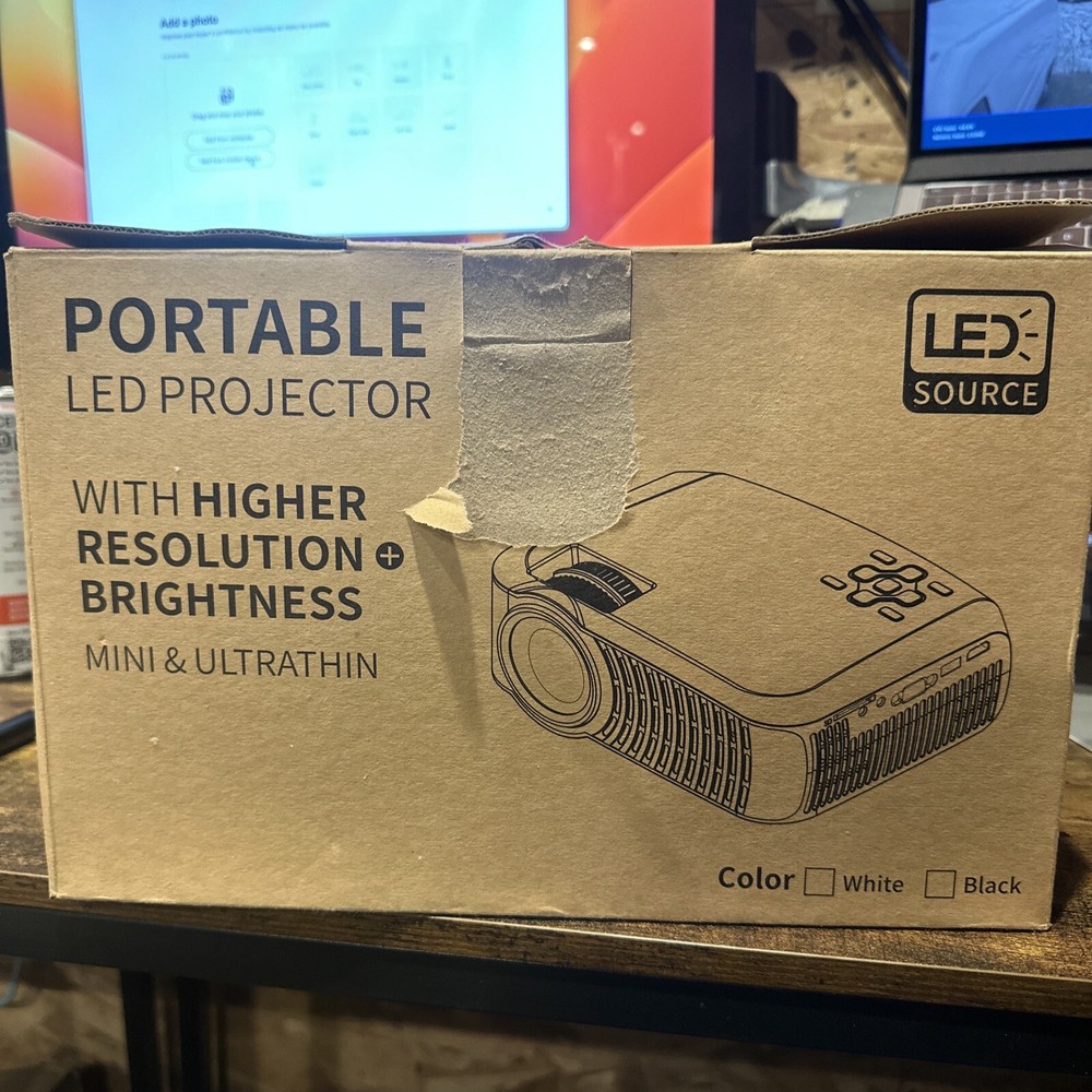 LED Source Portable LED Projector Standard White NEW