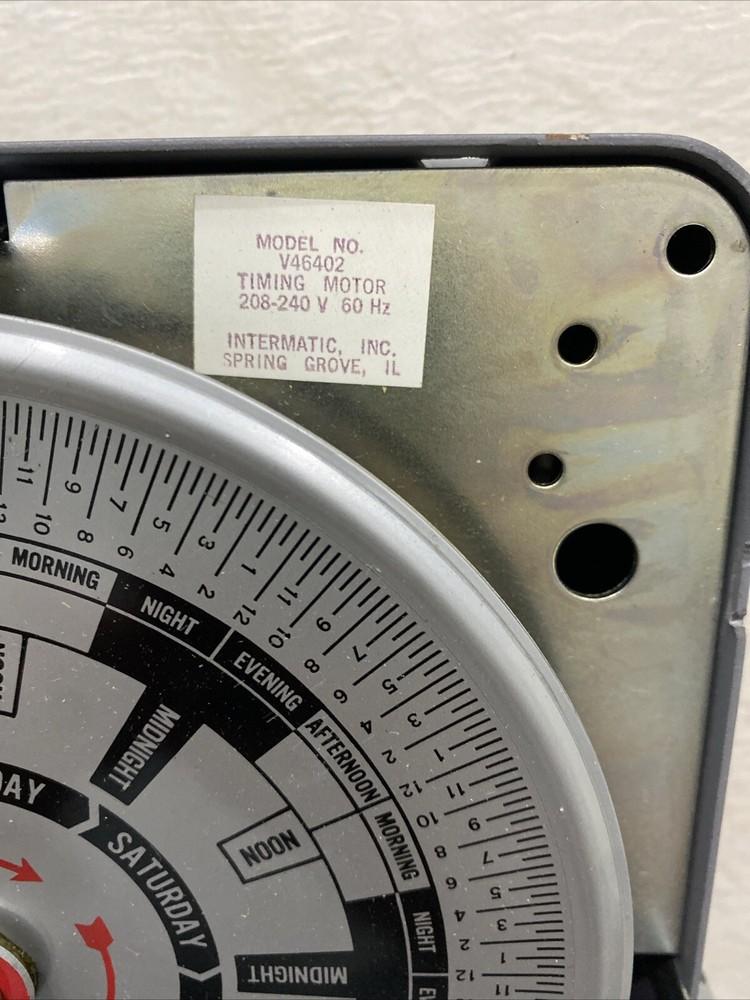 INTERMATIC TIME CONTROL Model V-46402 4-Pole single throw 208-240V