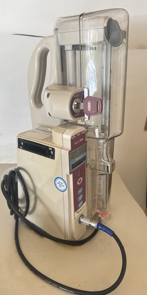 Infus¡on Pump 8120 PCA Module.