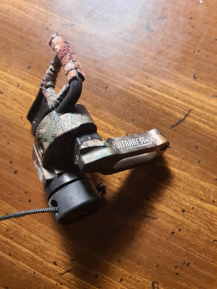 Quality Archery Design HDX UltraRest Dropaway Arrow Rest Camo