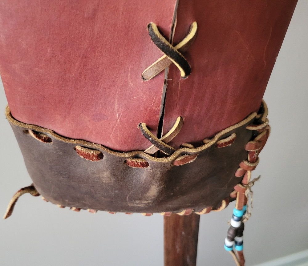 CUSTOM TRADITIONAL ARCHERY LEATHER BACK QUIVER
