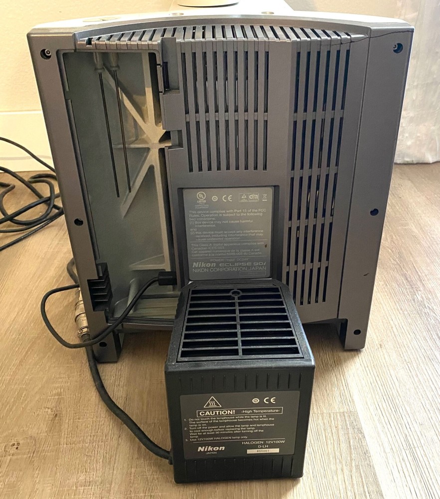 NIKON Eclipse 90i Microscope w/ 5 Objectives