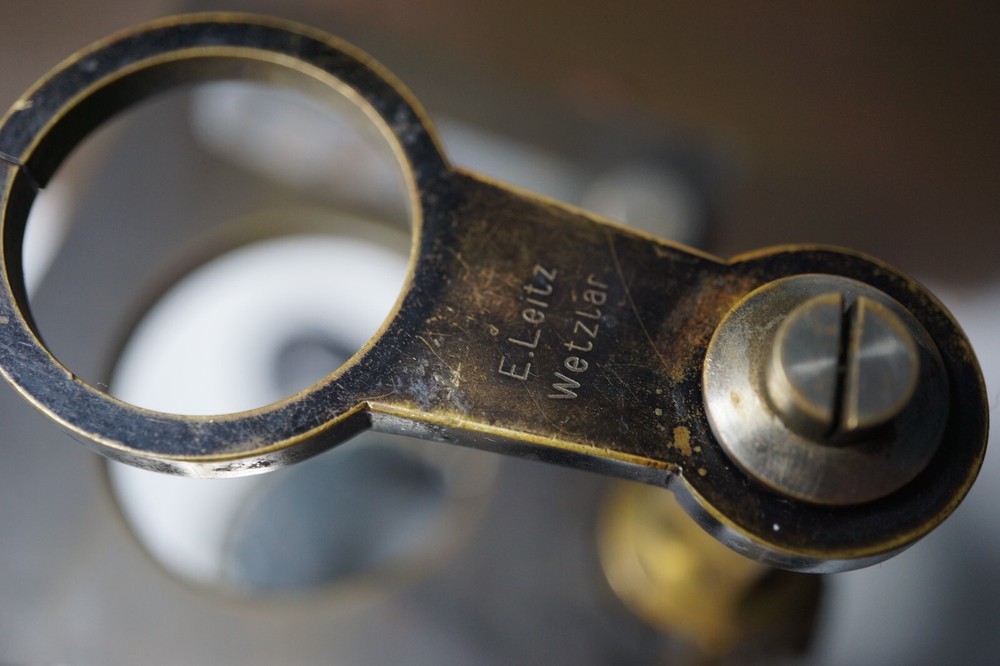 ANTIQUE E.LEITZ (LEICA) LOUPE MAGNIFIER 20X,?