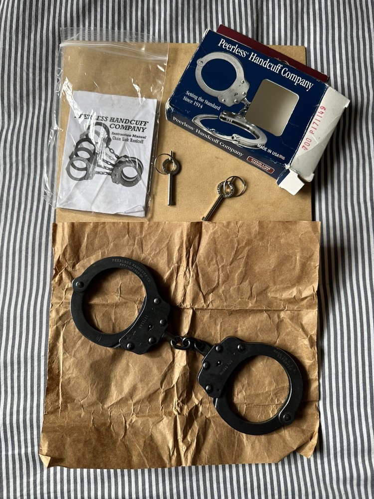 Peerless Handcuff Company Model 700 Chain Link