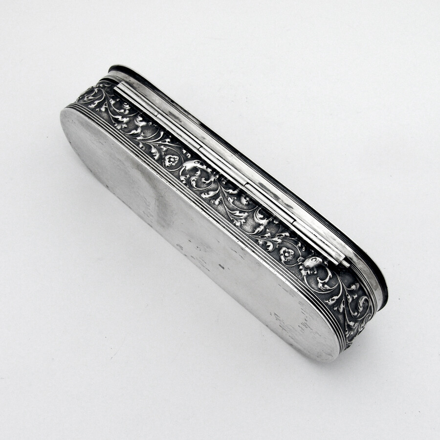 Scenic Figural Oval Form Box Dutch 833 Silver 1917