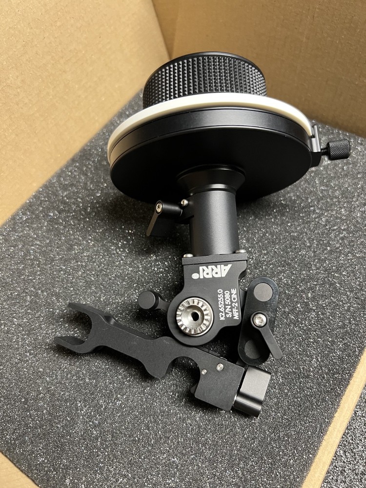 ARRI MFF-2 with dual speed knob, includes K2.65255.0 1x Mini Follow Focus MFF-2