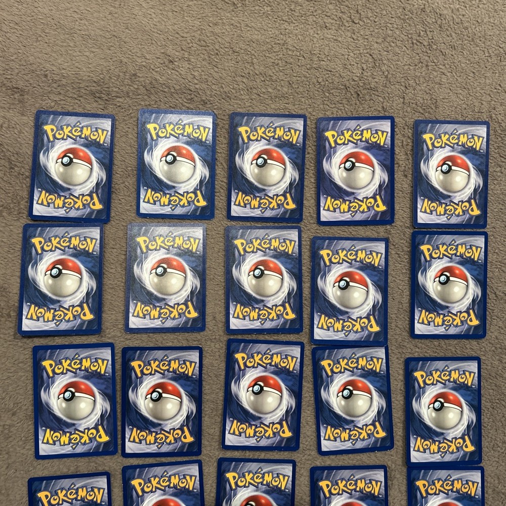 Pokémon TCG Basic Fighting Energy 97/102 Vintage Base Set 1999