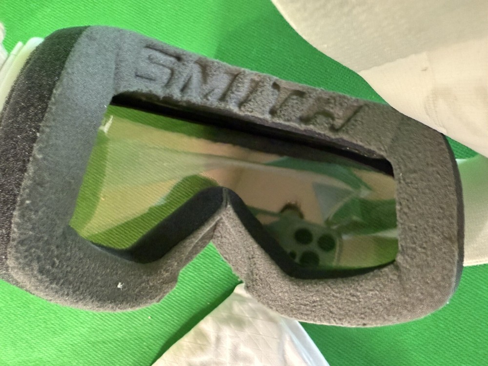 SMITH Drift Goggles RC36 Lens Medium Fit Snow Ski