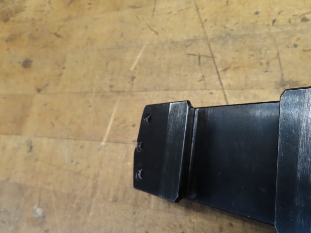 Aloris CXA-8 quick change threading tool holder