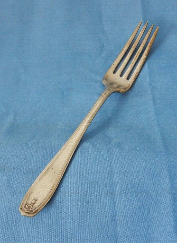 1881 Rogers Oneida Silverplate 1919 Chippendale Adair Fork