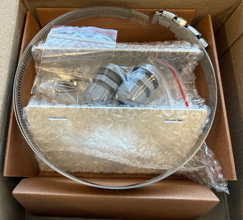 3XLOGIC VX-POLE-BP04 POLE MOUNT BRACKET