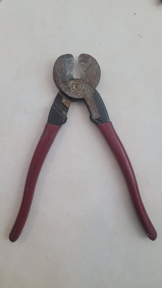 Klein Tools High Leverage Cable Shear Cutting Wire Eagle Beaks Pliers