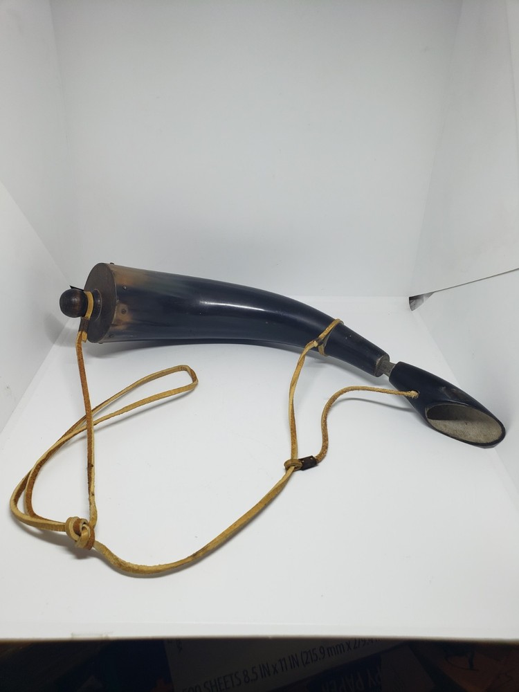 🔥  ANTIQUE  POWDER HORN Muzzleloader - Cow Horn
