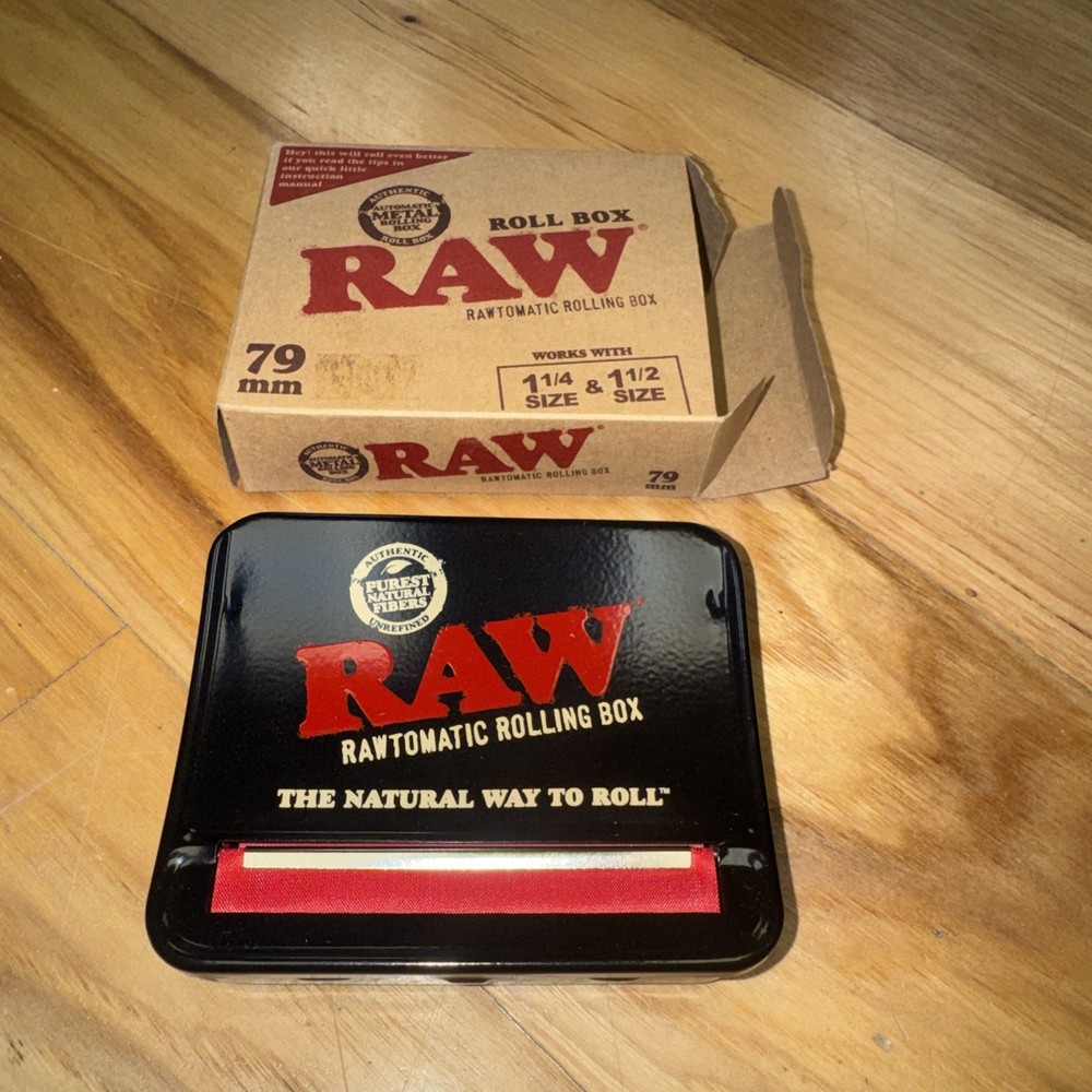 RAW 79mm Adjustable Automatic Cigarette Rolling Box (RED) Packaging May Vary
