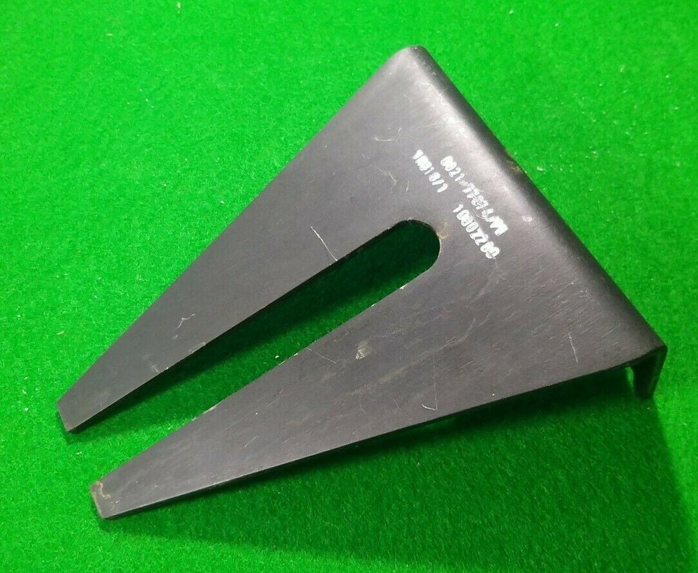 AMAT 0021-77074 BRACKET, ANTI-ROTATION, USED